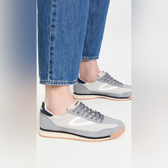 🩶TRETORN RAWLINS 2.0 GREY WHITE SNEAKERS SHOES 9 - Picture 1 of 7